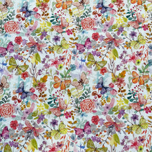 Lade das Bild in den Galerie-Viewer, Baumwollstoff | Patchwork Blumen Blumenfeld Schmetterlinge