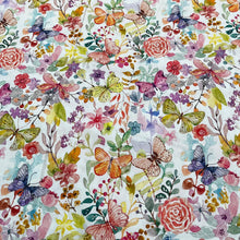 Lade das Bild in den Galerie-Viewer, Baumwollstoff | Patchwork Blumen Blumenfeld Schmetterlinge
