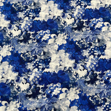 Lade das Bild in den Galerie-Viewer, Baumwollstoff I Meterware Stoff Patchwork Blumenmalerei Blumen Weiß Dunkelblau