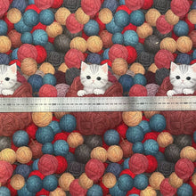 Lade das Bild in den Galerie-Viewer, Baumwollstoff I Spielende Katze mit diversen Wollknäueln