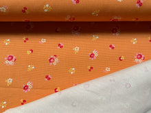Lade das Bild in den Galerie-Viewer, Canvas Stoff | Blümchen auf Orange