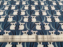 Lade das Bild in den Galerie-Viewer, Baumwollstoff | Koalas auf Blau