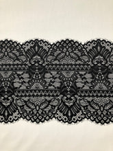 Lade das Bild in den Galerie-Viewer, Spitzenborte | Spanisches Muster Wimpernspitze