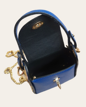 Lade das Bild in den Galerie-Viewer, Ledertasche mit Bienenverschluß