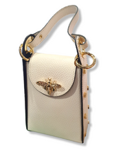 Lade das Bild in den Galerie-Viewer, Ledertasche mit Bienenverschluß