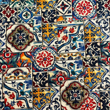 Lade das Bild in den Galerie-Viewer, Baumwollstoff I Stoff Meterware Patchwork Ornamente Mandala Bunt Yantra
