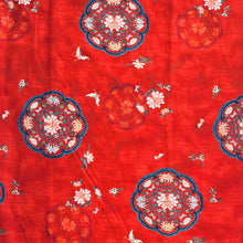 Lade das Bild in den Galerie-Viewer, Baumwollstoff | Asiatische Ornamente Vogelmotiv
