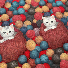 Lade das Bild in den Galerie-Viewer, Baumwollstoff I Spielende Katze mit diversen Wollknäueln
